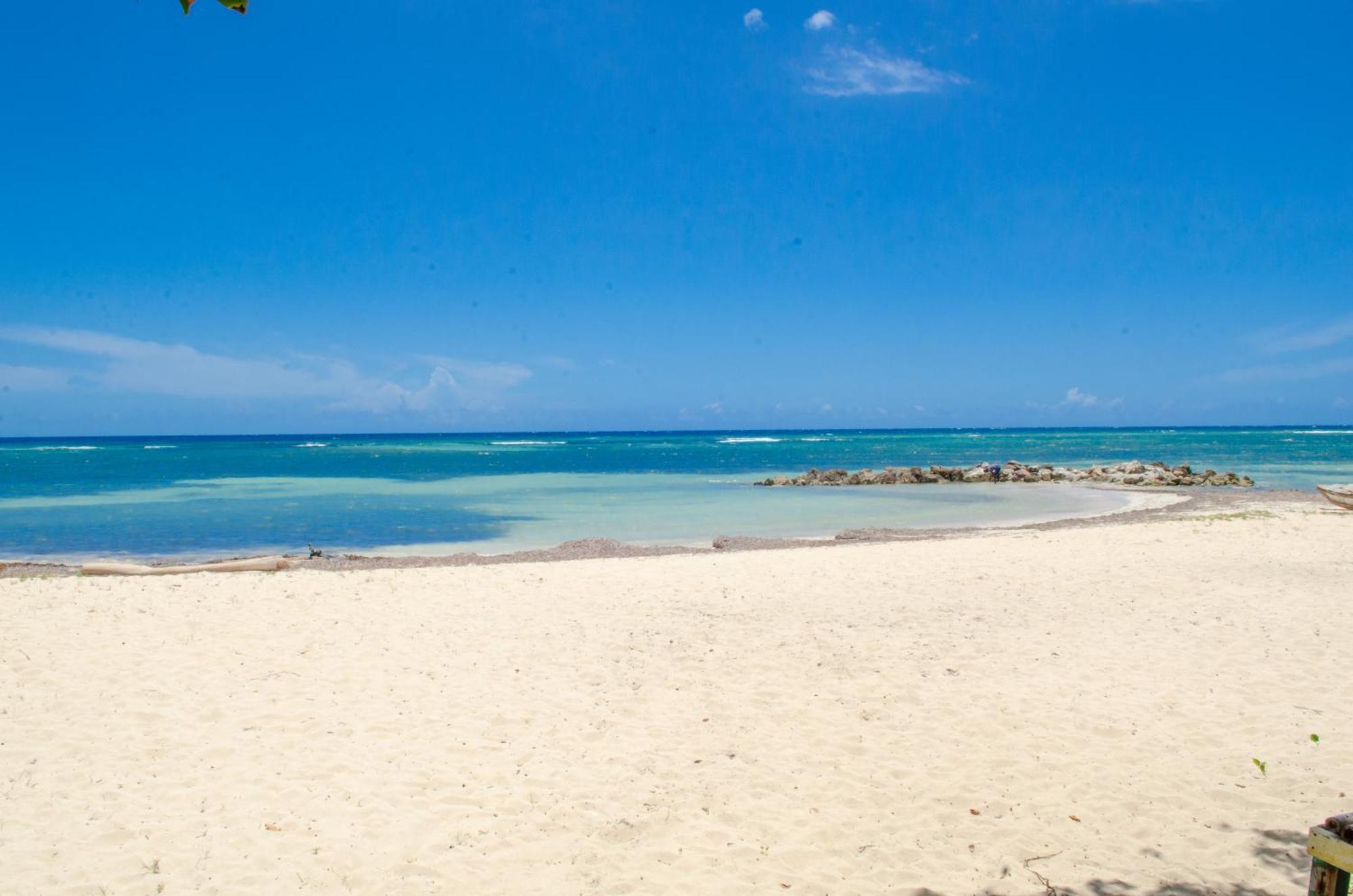 Marriott Seacastles E22, Montego Bay Lejlighedshotel Eksteriør billede