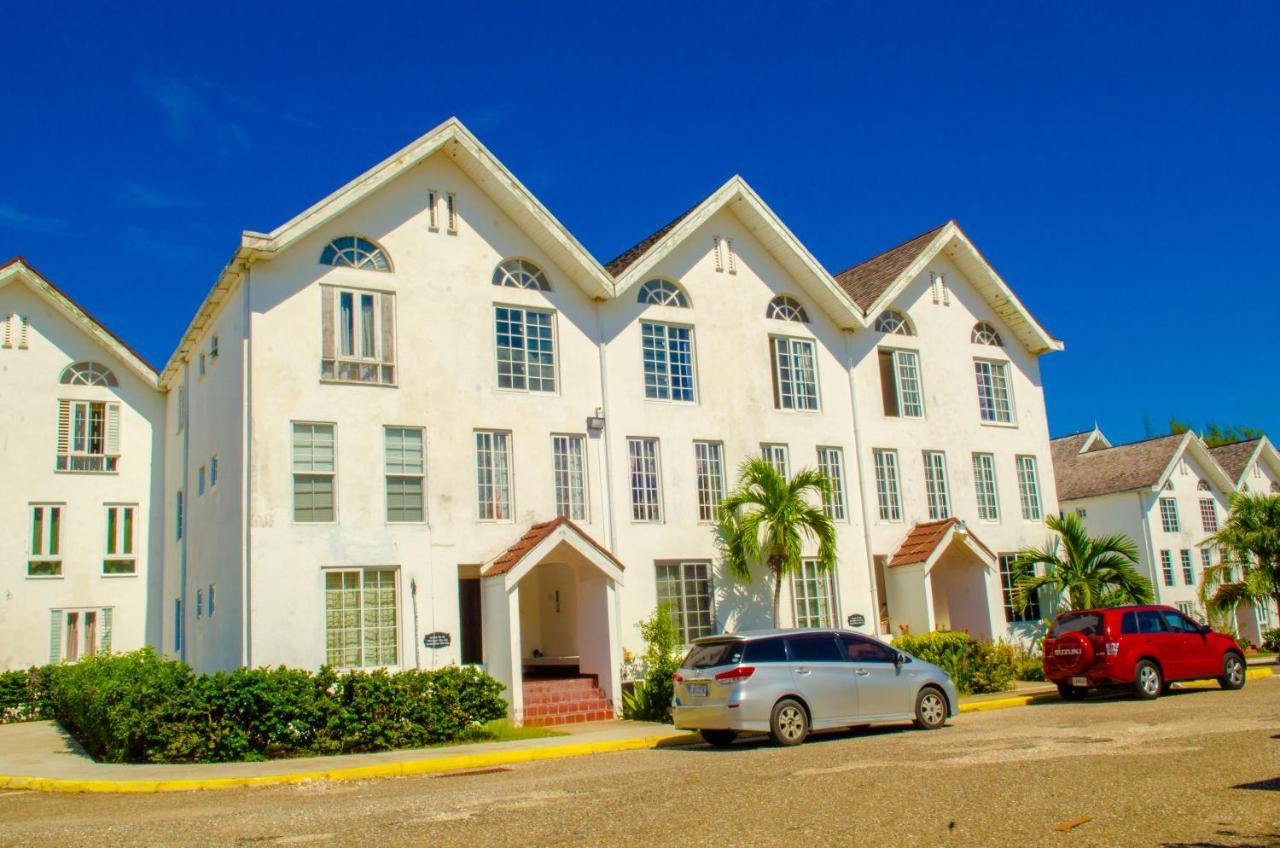Marriott Seacastles E22, Montego Bay Lejlighedshotel Eksteriør billede